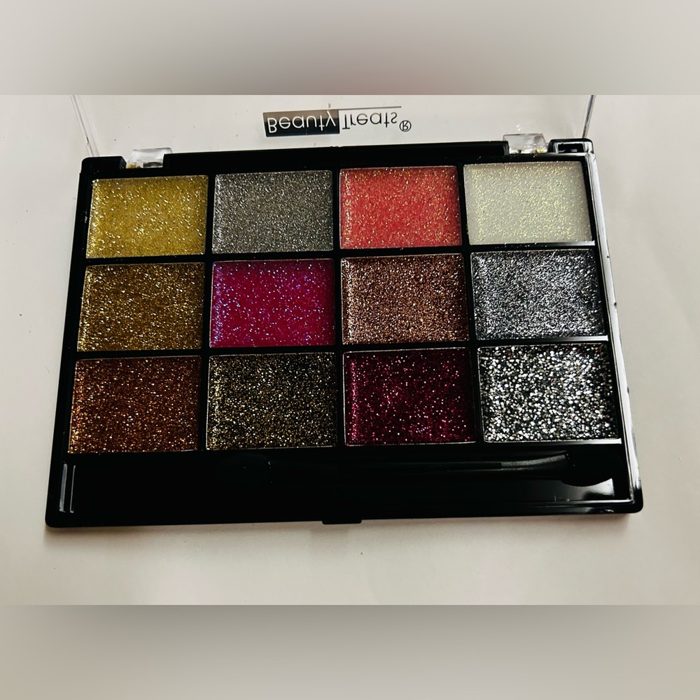 New Beauty Treats Starry Eyes 12 Pressed Glitters - Picture 6 of 13